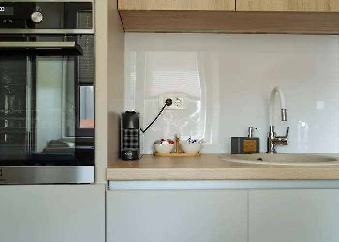 Parkside Haven * בוקרשט