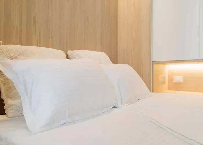 Parkside Haven Apartman Bukarest