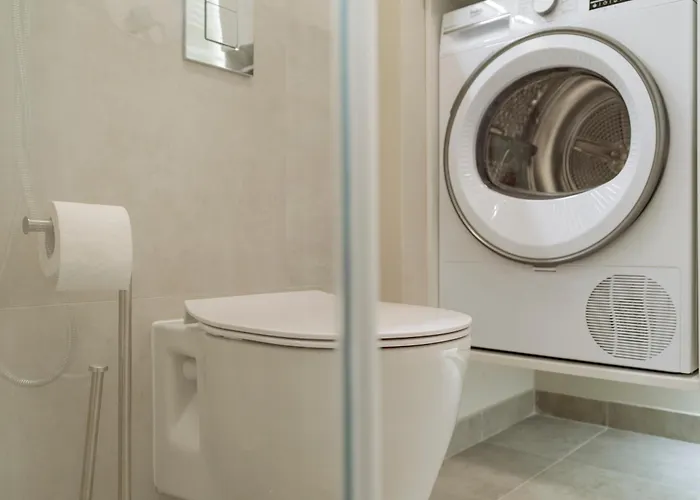 Апартаменты Parkside Haven